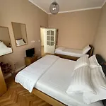 Joni & Joy Center Apartamento