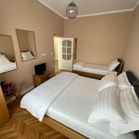 Joni & Joy Center Apartamento